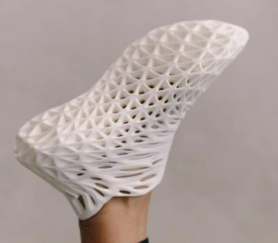 L’ascesa delle scarpe personalizzate in 3D: ridefinire la personalizzazione delle calzature nel 2026