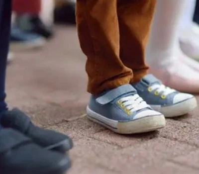 Da un figlio a un brand fedele: come-la selezione di calzature basata sui dati conquista le famig...