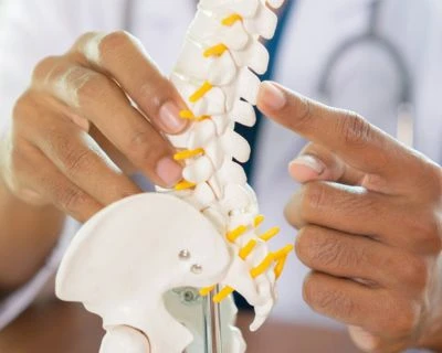 Scegliere lo scanner della colonna vertebrale giusto per la tua clinica: perché XIANKU si distingue